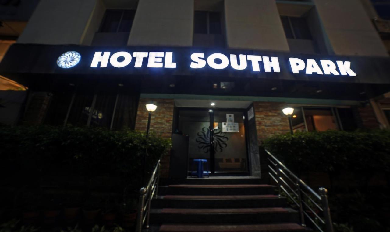 Hotel South Park 贾姆谢德布尔 外观 照片